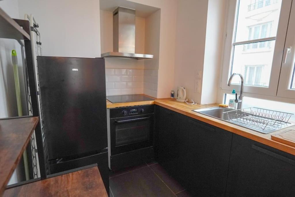 Cozy Spacious Flat@Pigalle 파리 외부 사진